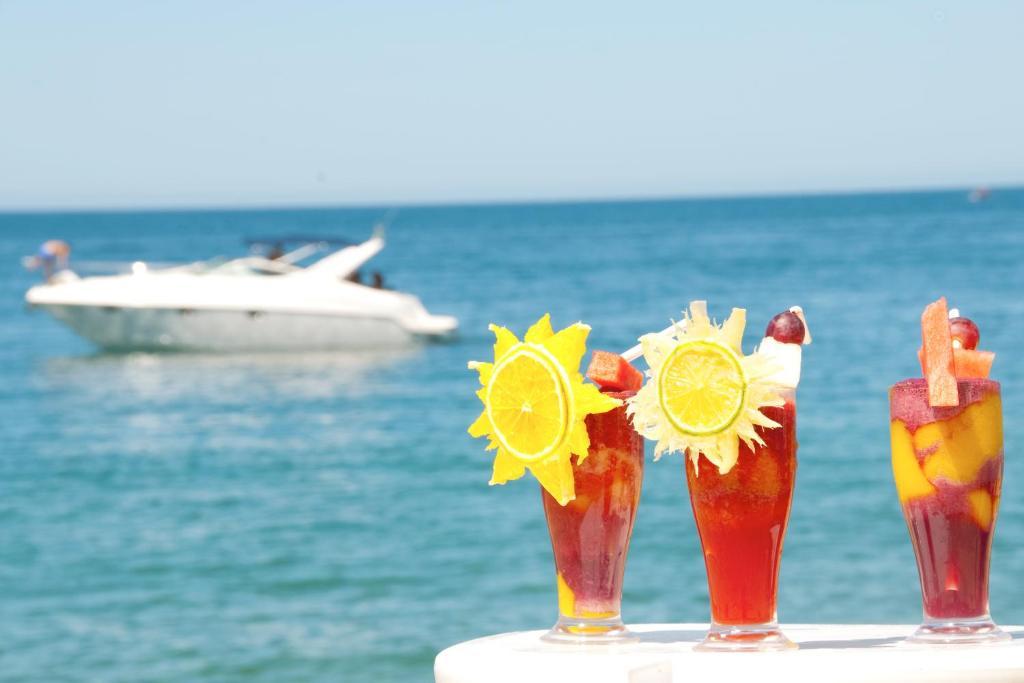 Atena Praia Hotel Бойкуканга Екстериор снимка